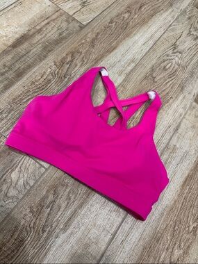 NWOT Running Girl Pink Sports Bra
